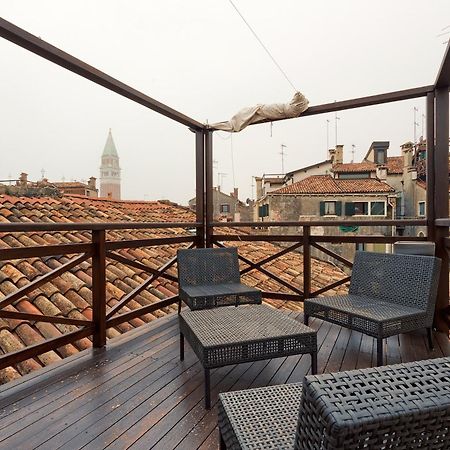 Charming House Iqs Apartment Венеция Екстериор снимка